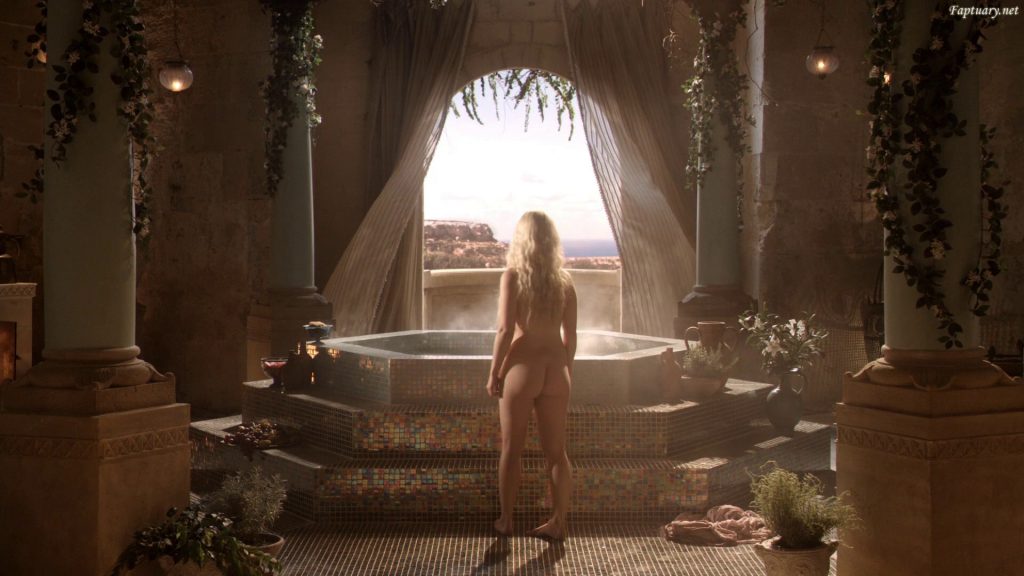 Emilia Clarke nude Game Of Thrones