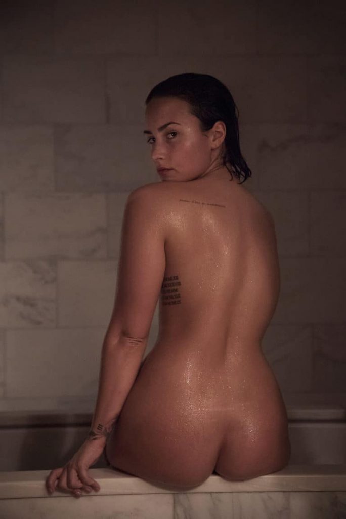 Demi Lovato Nude