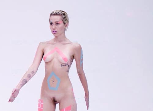 Miley Cyrus Nude Photos
