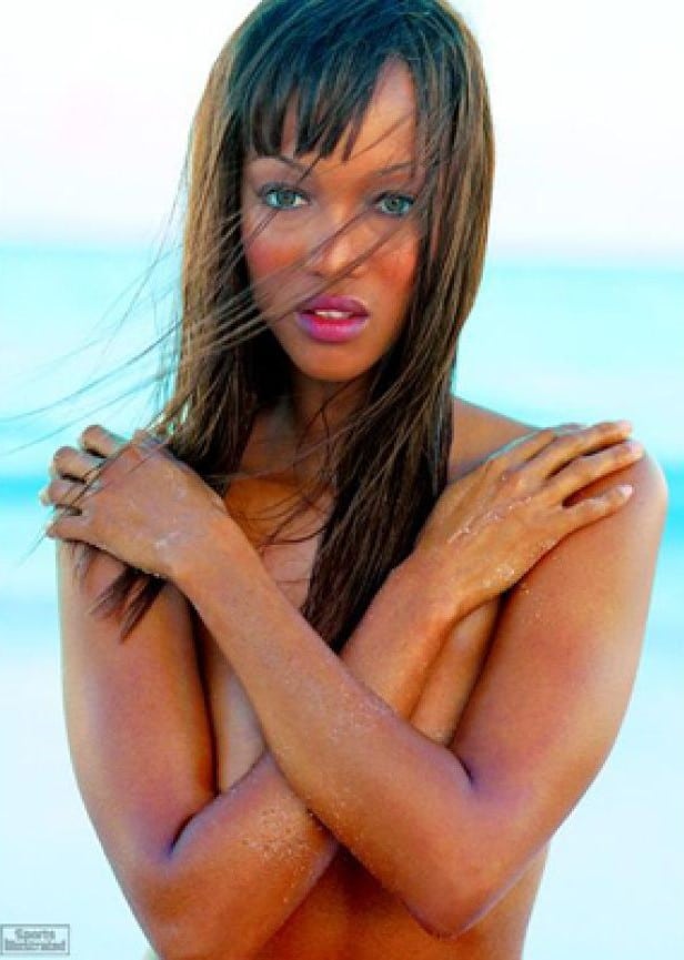 Tyra Banks Modeling Topless Photos