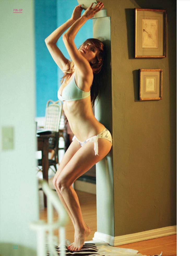 Lake Bell Nude Sexy Photoshoots
