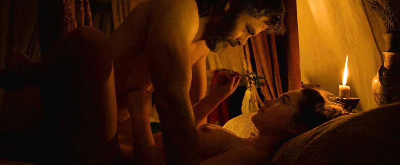 Florence Pugh Nude Sex Scenes Outlaw King.
