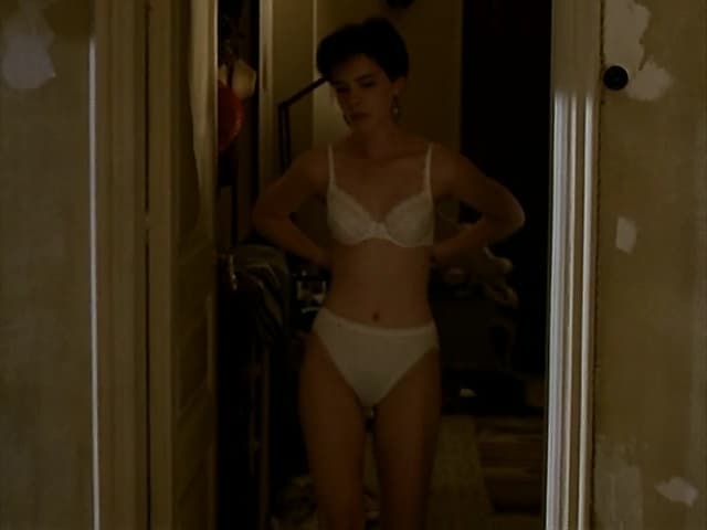 Kate Beckinsale nude.