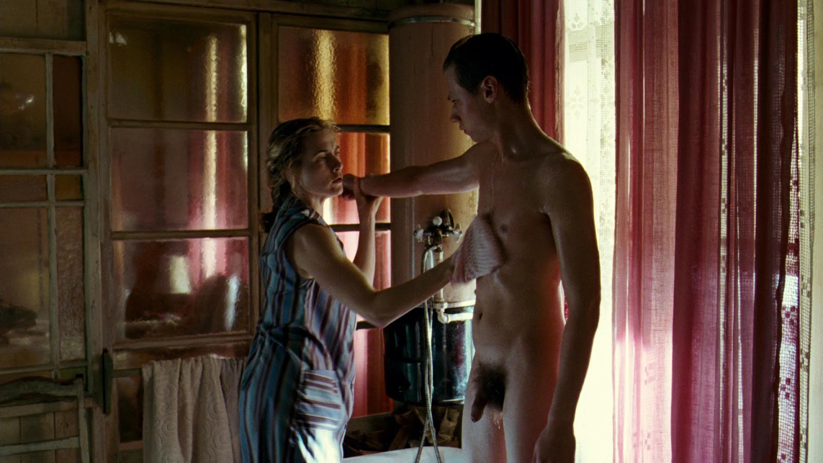 Shes The Man Nude Scene - Telegraph