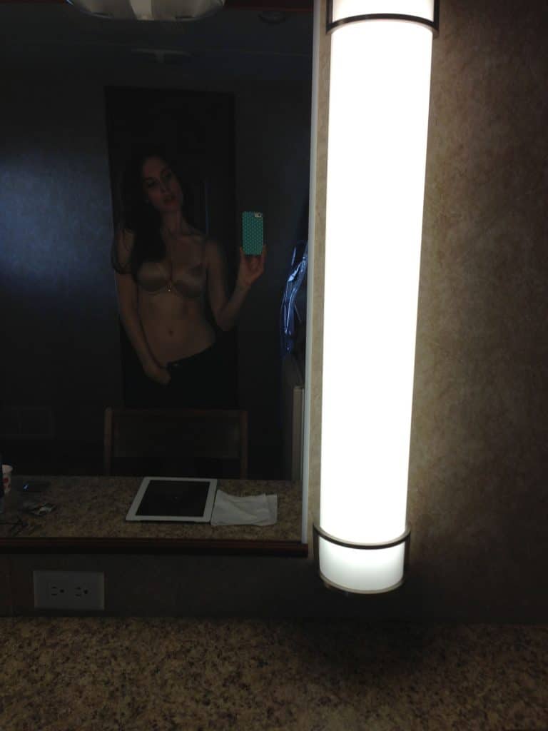 Alison Brie Sexy Pics