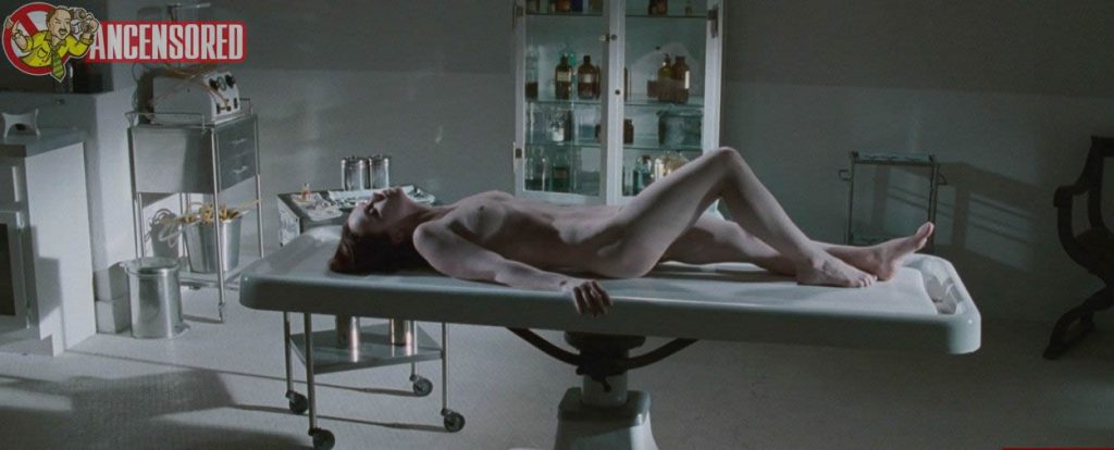 Christina Ricci Nude – Afterlife (2009) film