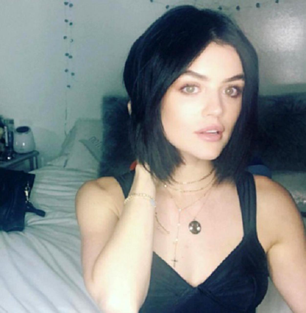 Lucy Hale Nude & Sexy Pics.
