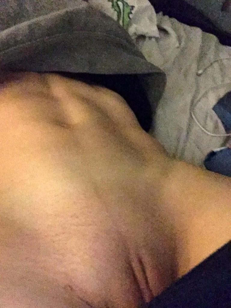 Jessamyn Duke Nude naked sexy boobs hot pics